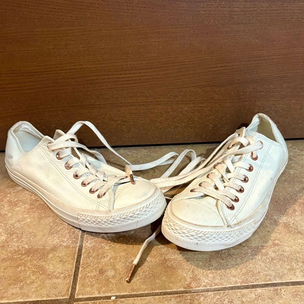 Rose gold Converse